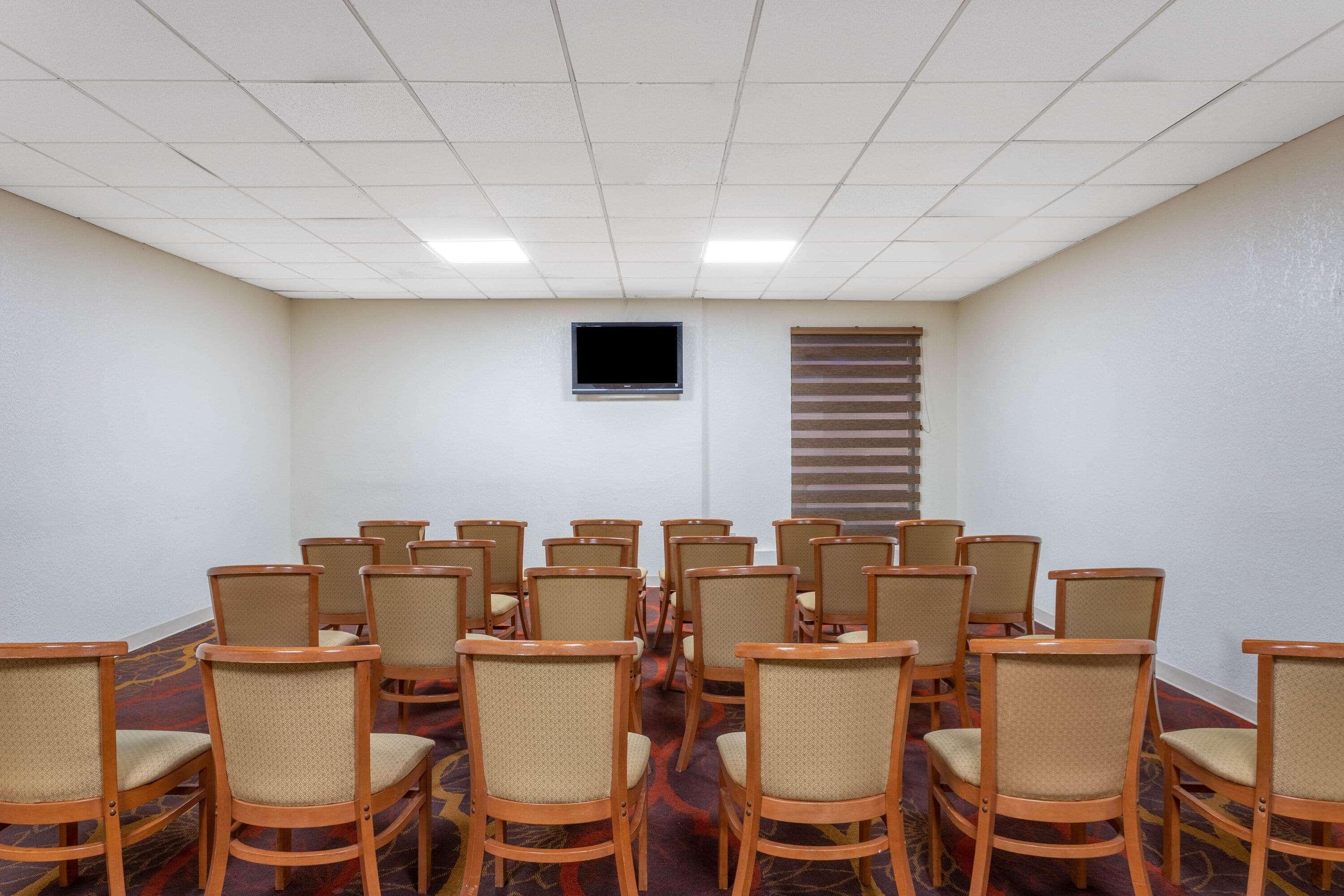 Days Inn And Suites By Wyndham Hammond, In Екстер'єр фото