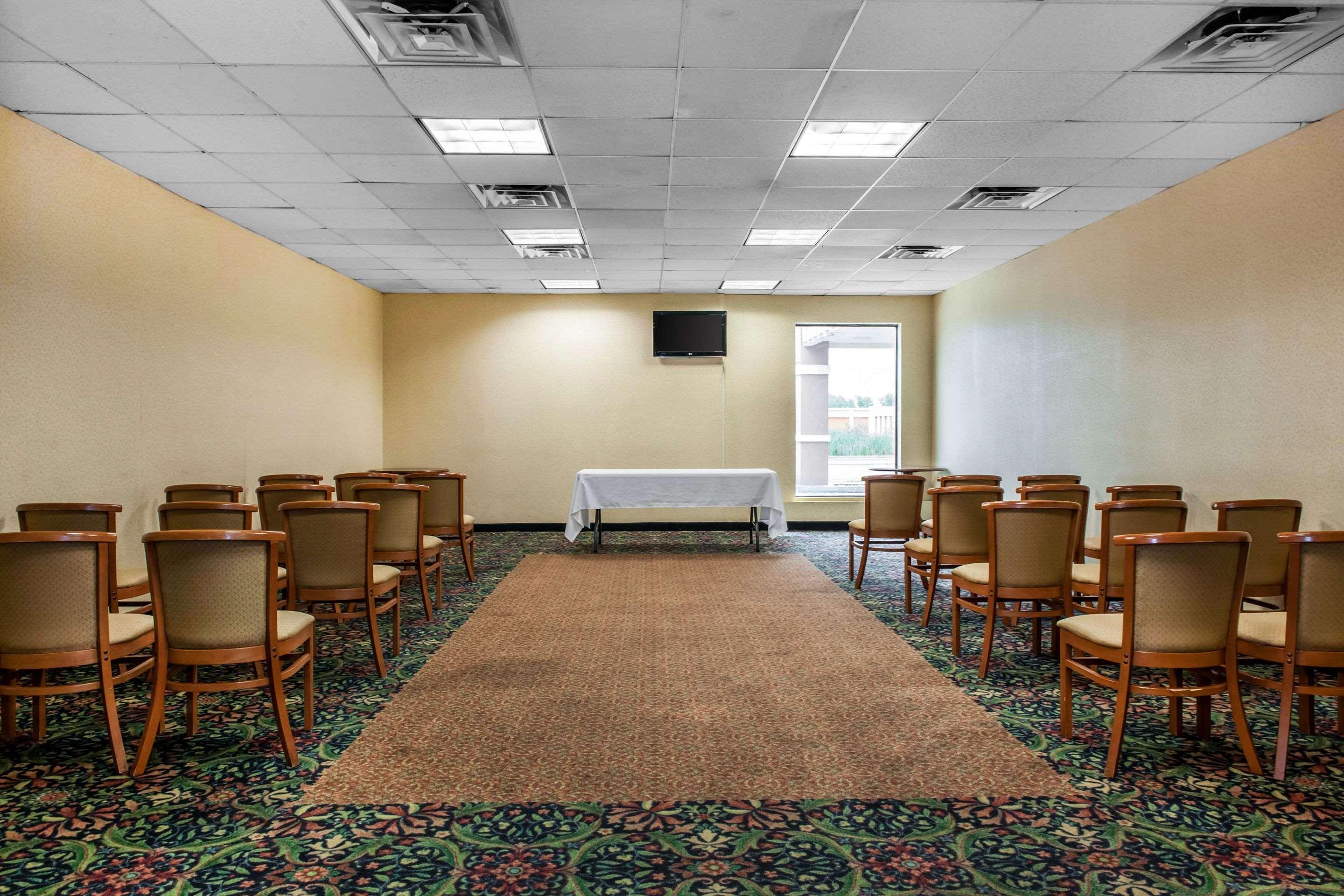 Days Inn And Suites By Wyndham Hammond, In Екстер'єр фото
