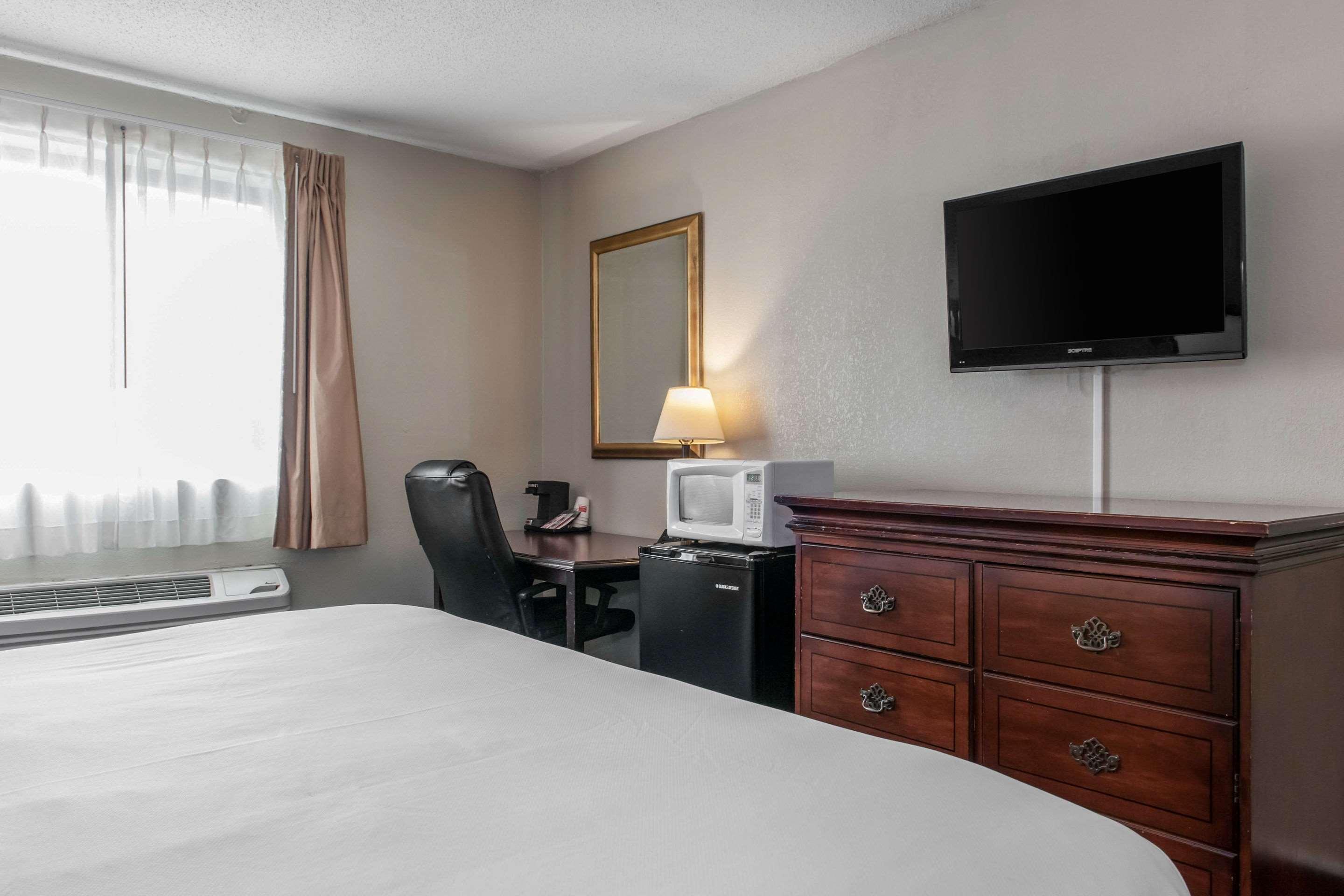 Days Inn And Suites By Wyndham Hammond, In Екстер'єр фото