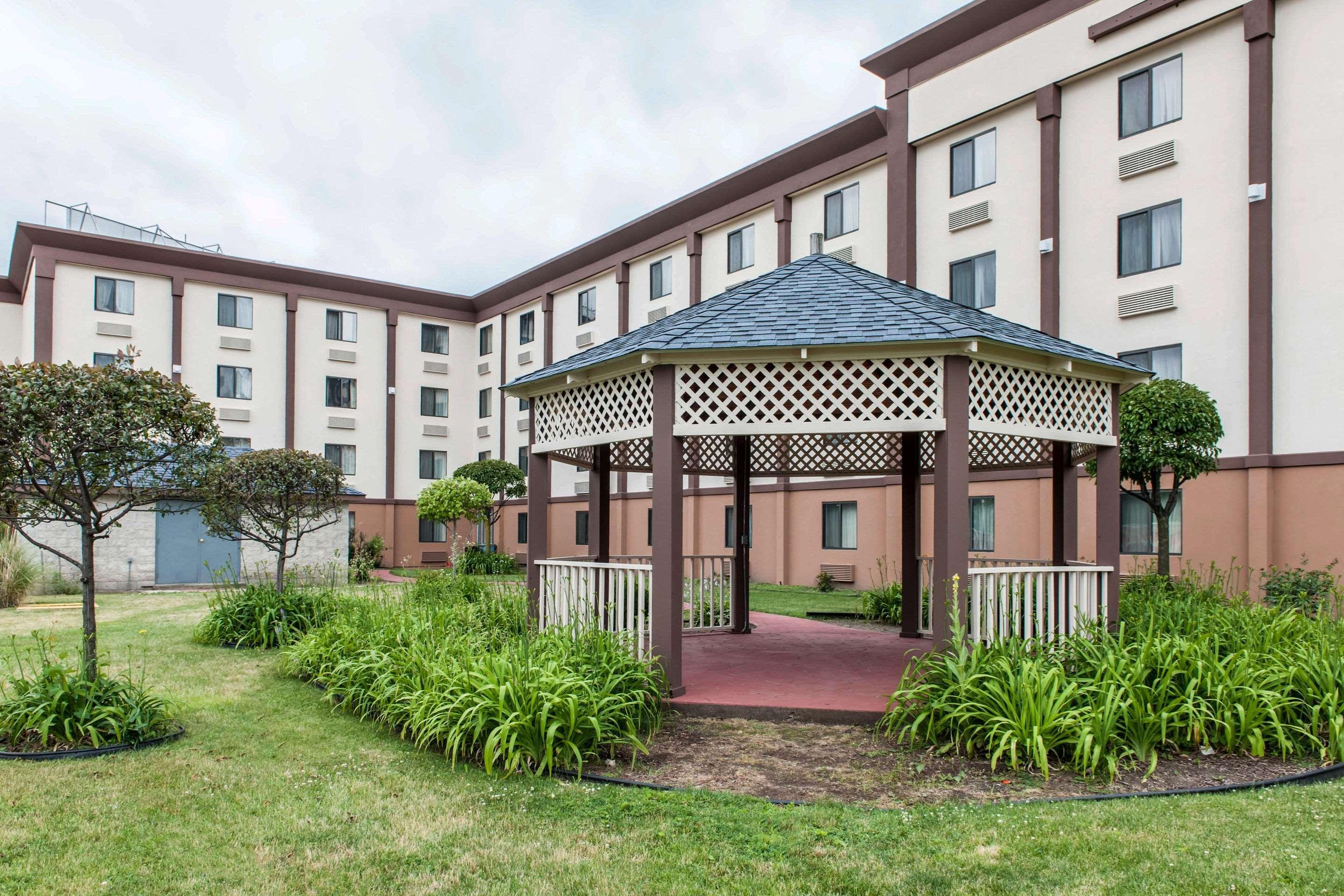 Days Inn And Suites By Wyndham Hammond, In Екстер'єр фото