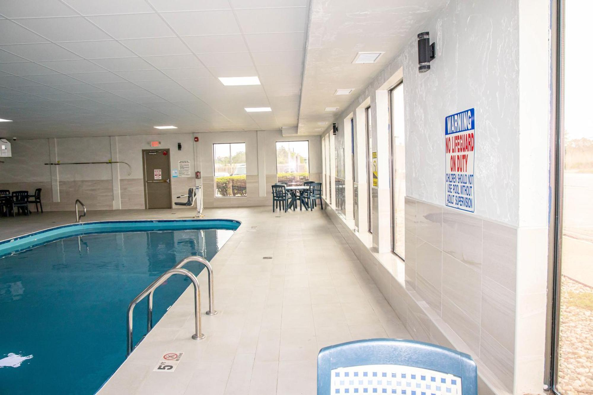 Days Inn And Suites By Wyndham Hammond, In Екстер'єр фото