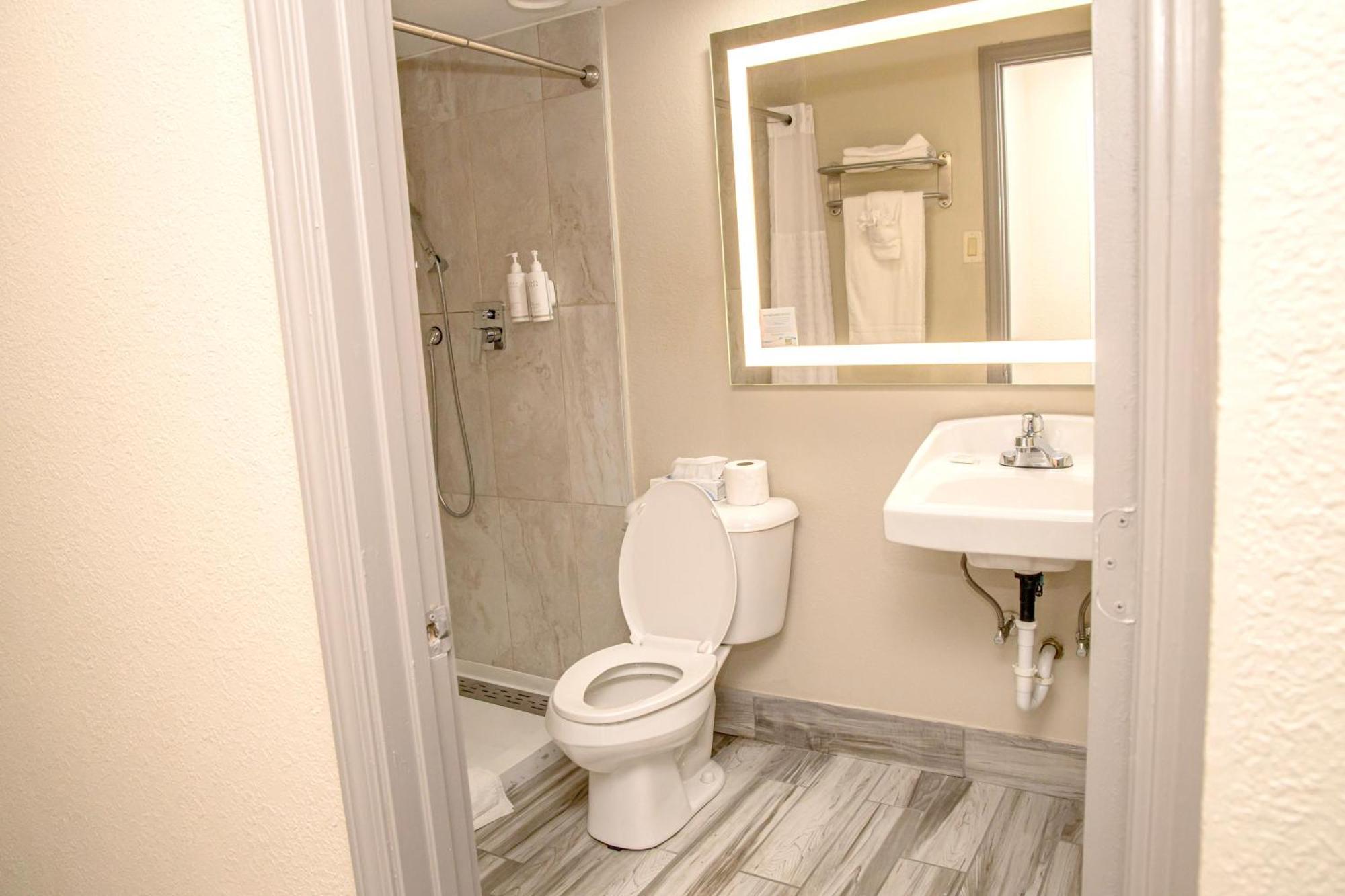Days Inn And Suites By Wyndham Hammond, In Екстер'єр фото